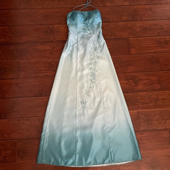 Blue Evening Gown - “Jump Apparel”, Size 5 - Picture 2 of 7